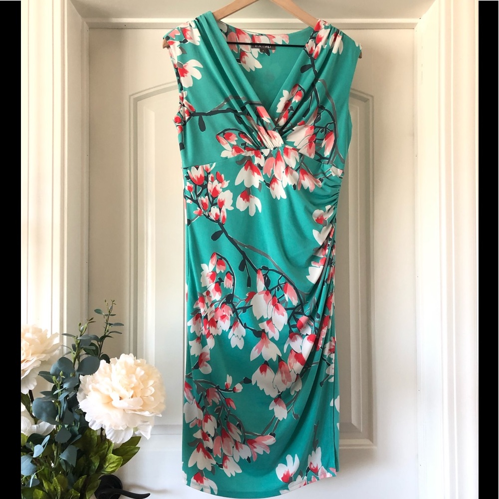Roz & Ali sleeveless dress